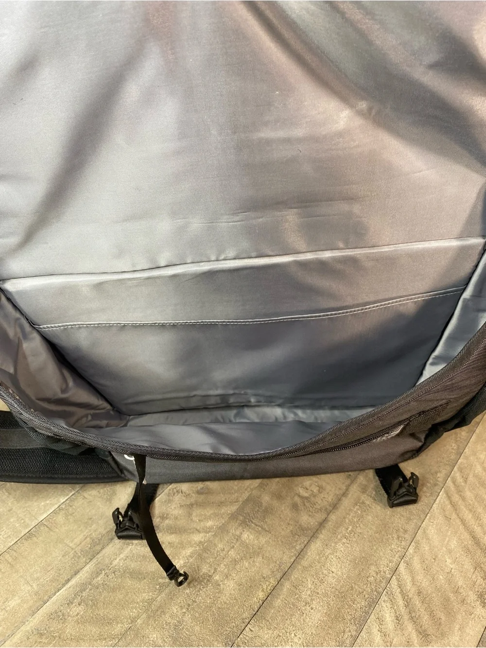 Nike Golf Departure Messenger Laptop Bag Black/Grey, Shoulder Crossbody Travel